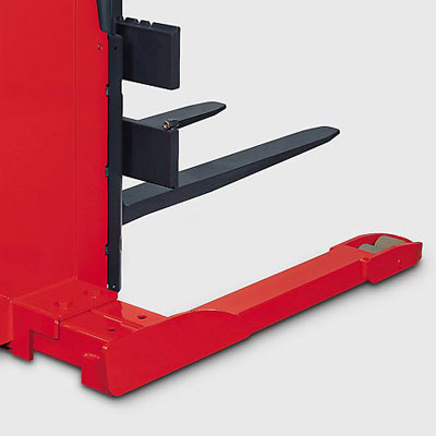 Linde series131 l14-l16as electric pallet stackers workstation