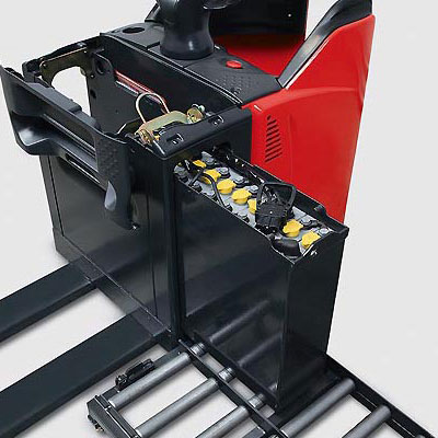 forklift hire linde series131 T20 T24 electric ride on pallet truck batteries chargers