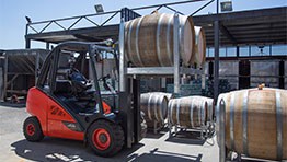 Linde new forklift is the pick of the crop for Rochford Wines